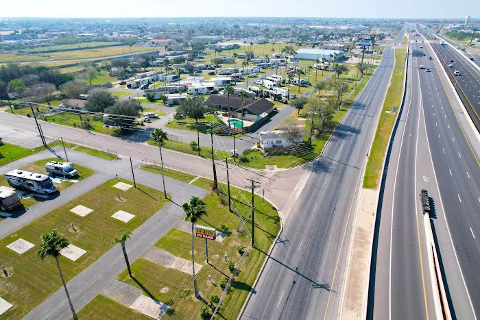 La Feria RV Park West Picture 2