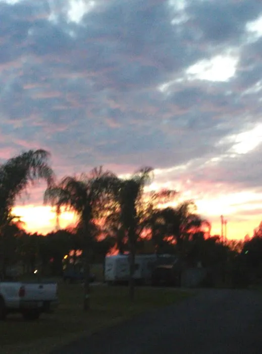 Breezewood Cove RV Park Picture 2