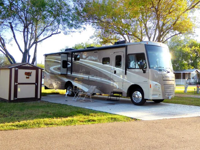 Kenwood 55+ RV Resort Picture 7