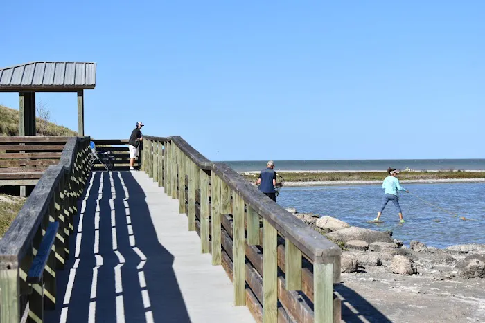 Park at Port Mansfield RV park Picture 7