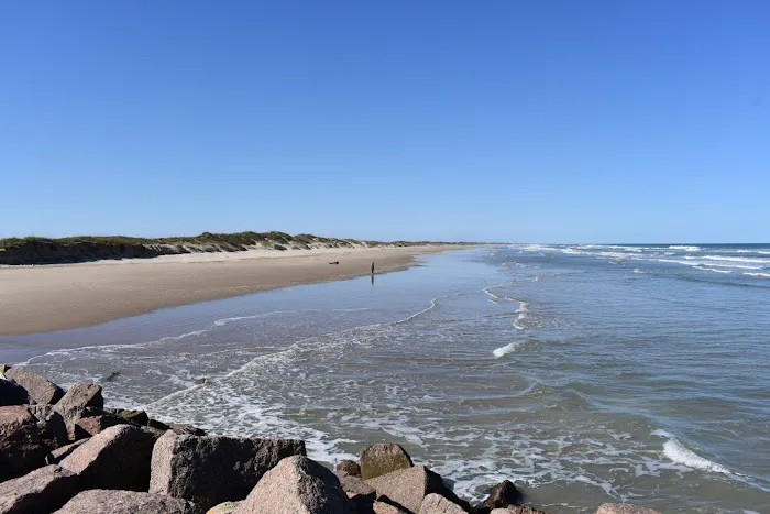 Park at Port Mansfield RV park Picture 4