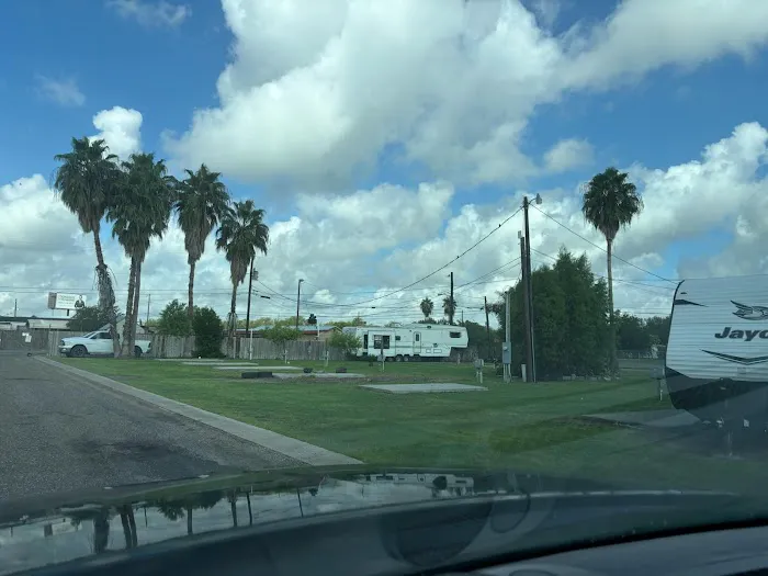 Mesquite RV Park Picture 1