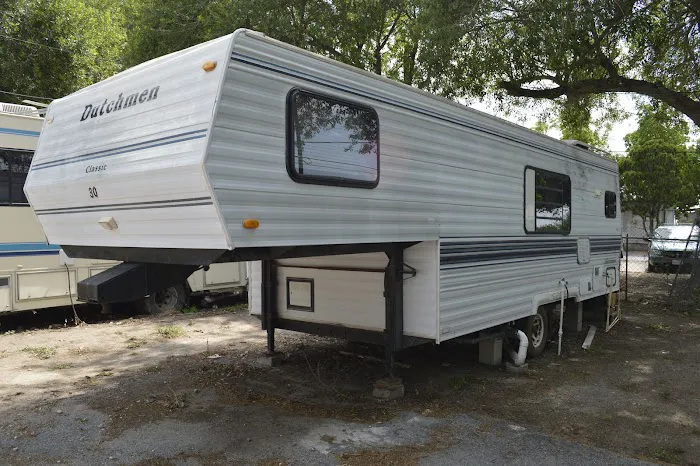 Tex Mex RV Park Picture 7