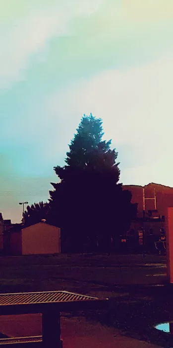 Highland Mobile Home Park Picture 7