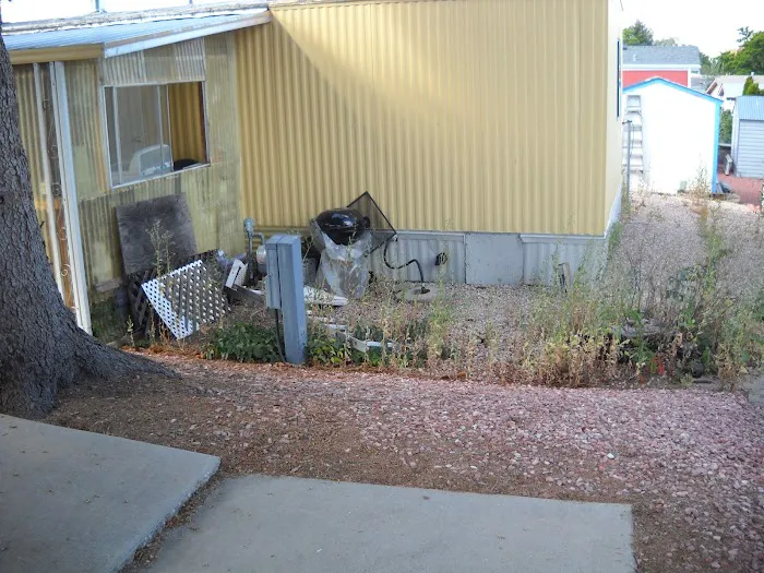 La Cresta Mobile Estates Picture 10