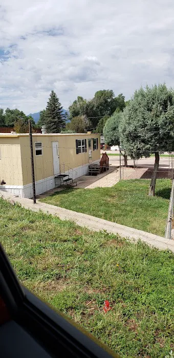 Evergreen Park Picture 10