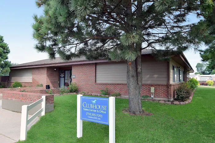 Canterbury Park Manufactured Home Community Picture 2