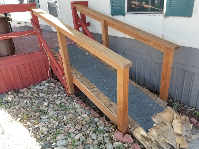 Circle Drive Mobile Home Park Picture 7