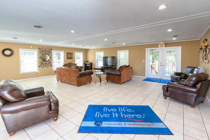 Monument Creek Manufactured Home Community Picture 2