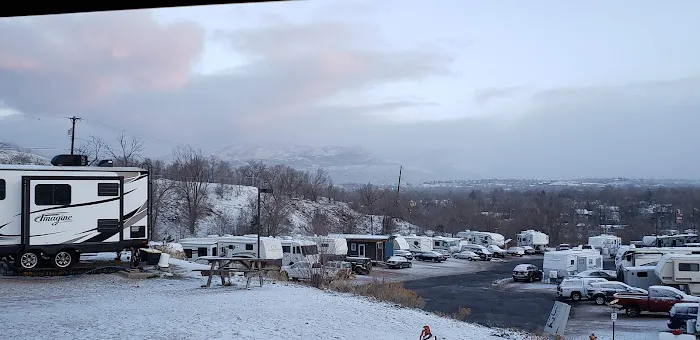 Foot of the Rockies RV Park Picture 8