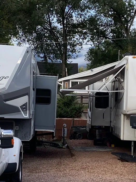 Goldfield RV Park Picture 7