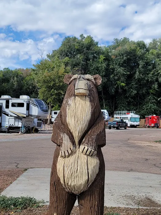 Garden of the Gods RV Resort Picture 2