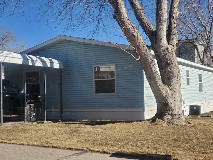 Cherry Avenue Mobile Home Park Picture 6