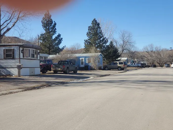 Cherry Avenue Mobile Home Park Picture 3