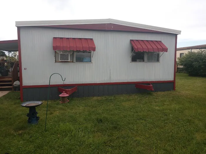 Pleasant Acres Mobile Home Park Picture 7