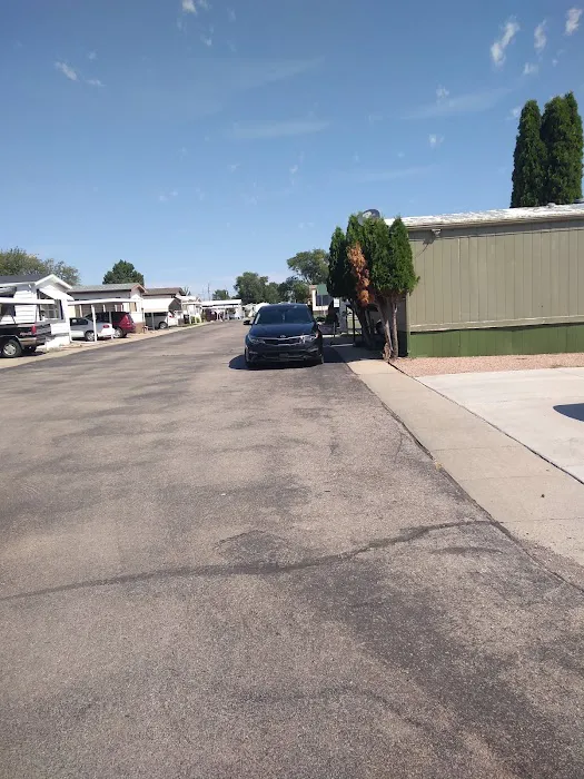 Pleasant Acres Mobile Home Park Picture 10