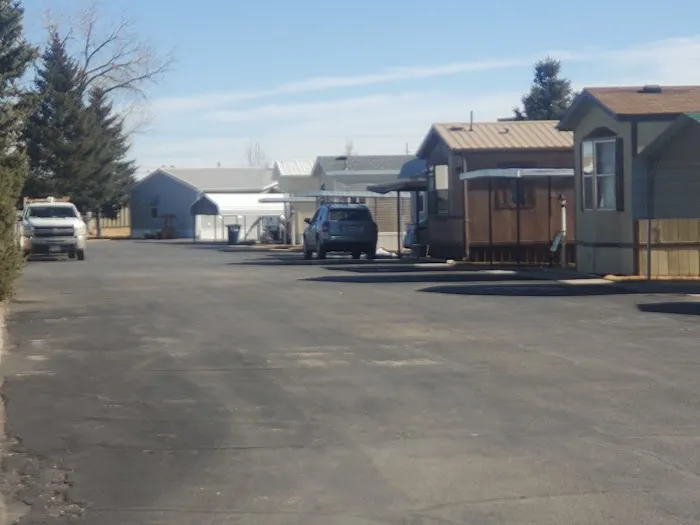 Pleasant Acres Mobile Home Park Picture 8