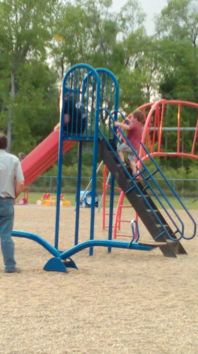 Williamsburg Estates Mobile Home Park Picture 1