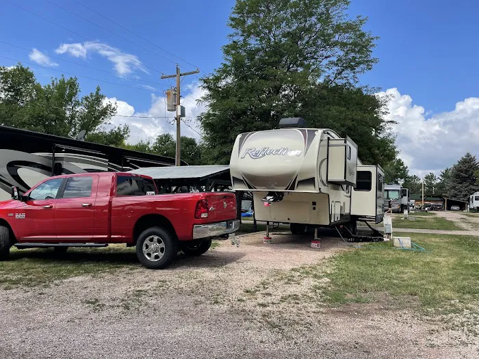 Happy Holiday RV Resort Picture 6