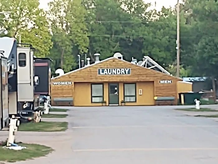 Happy Holiday RV Resort Picture 5