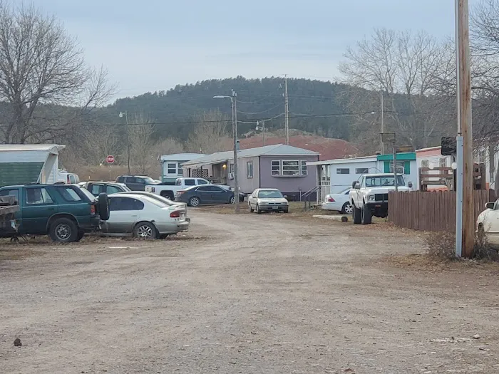 Cullison Courts Picture 1