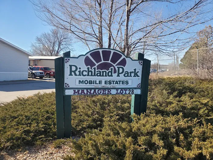 Richland Park Mobile Home Estates Picture 5