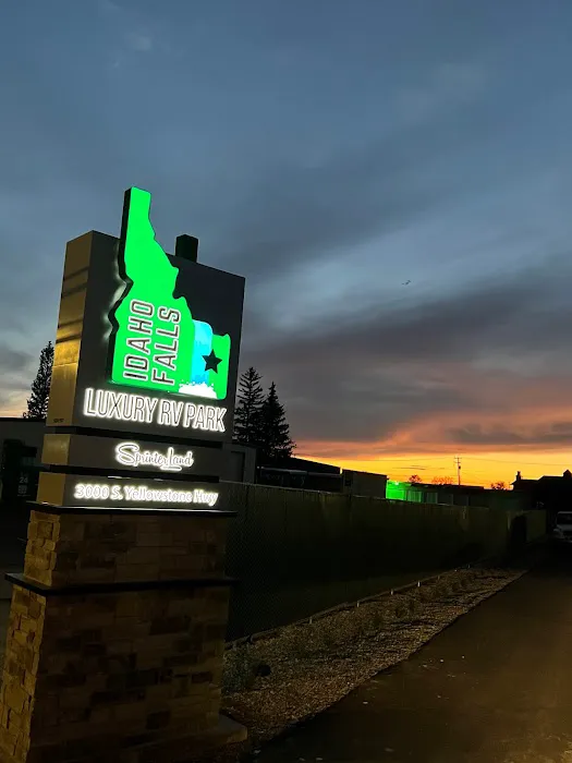 Idaho Falls Luxury RV Park Picture 10