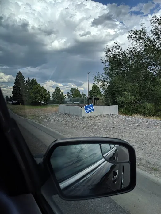 Pinewood Estates Picture 6