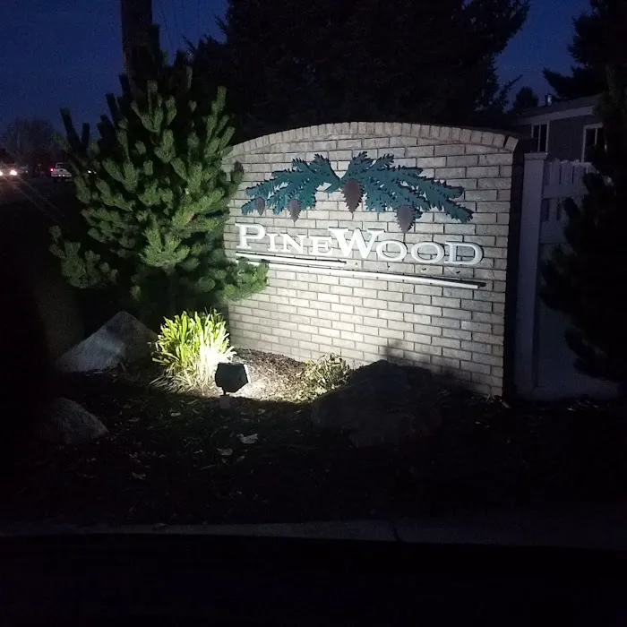 Pinewood Estates Picture 8