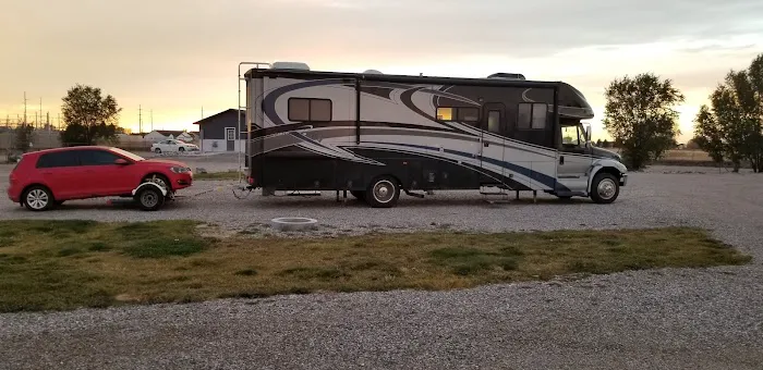 Yellowstone Lakeside RV Park Picture 2