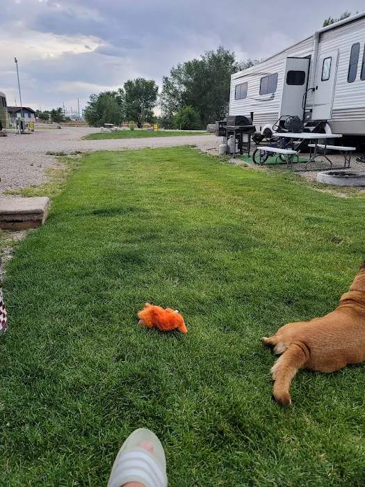 Yellowstone Lakeside RV Park Picture 10