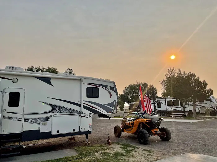 Sand Hills RV Resort Picture 7