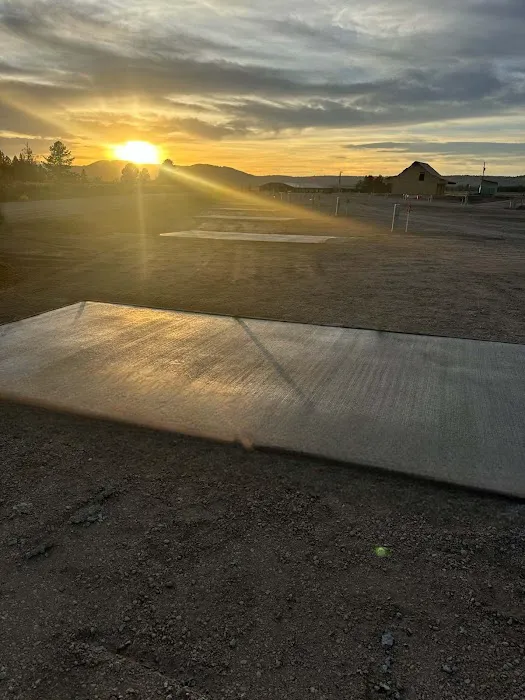 Henry's Fork RV Park Picture 2