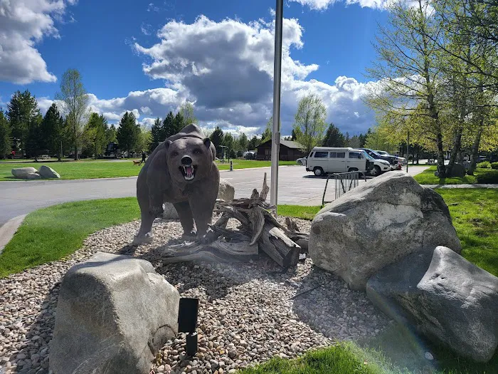 Yellowstone Grizzly RV Park Picture 7