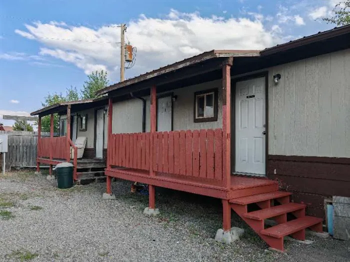 Wagonwheel RV and Cabin Picture 3