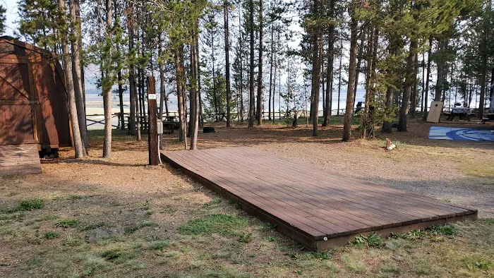 Madison Arm Resort Picture 4