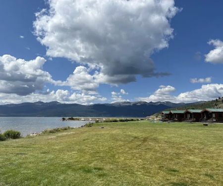 Yellowstone Holiday Resort