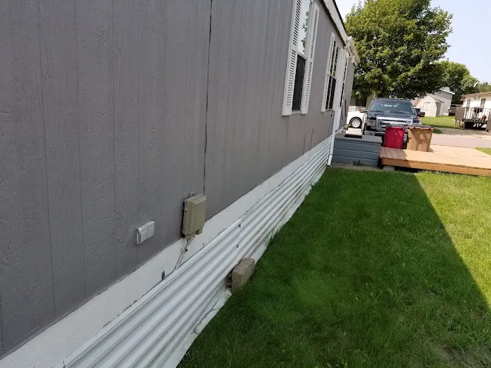 Silver Glen Manufactured Housing Community Picture 4