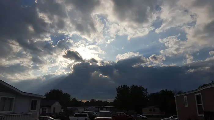 Pine Meadow Mobile Home Park Picture 3