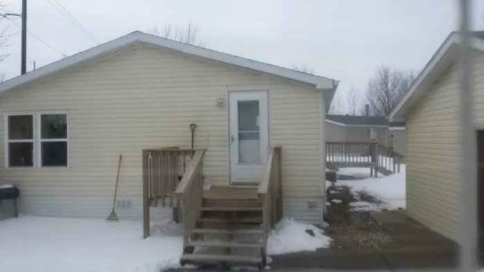 Misty Glen Mobile Home Park Picture 4