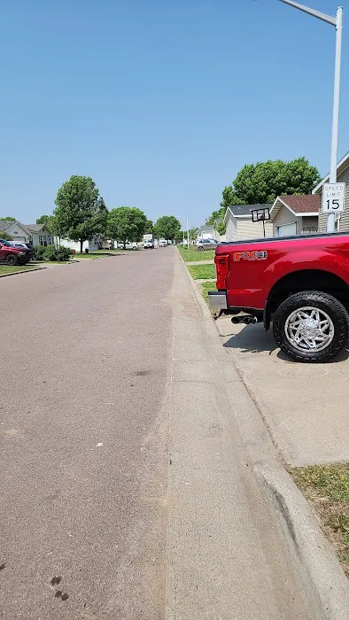 Misty Glen Mobile Home Park Picture 7