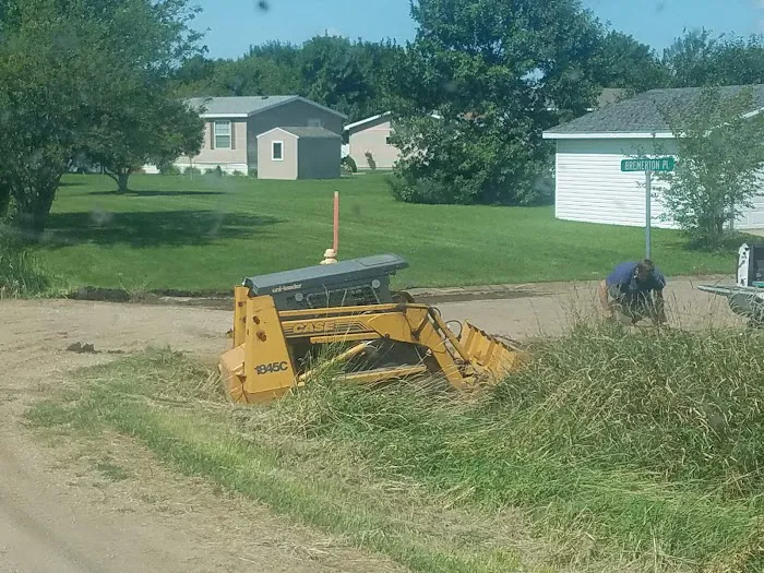 Misty Glen Mobile Home Park Picture 9