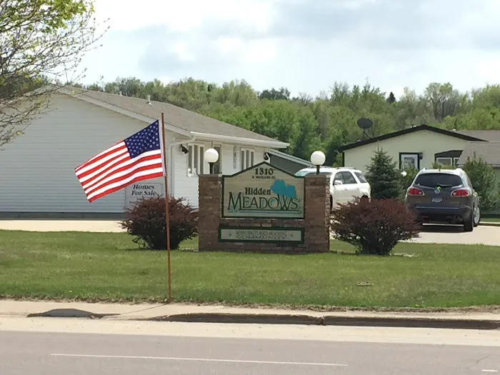 Hidden Meadows Manufactured Housing Community Picture 1