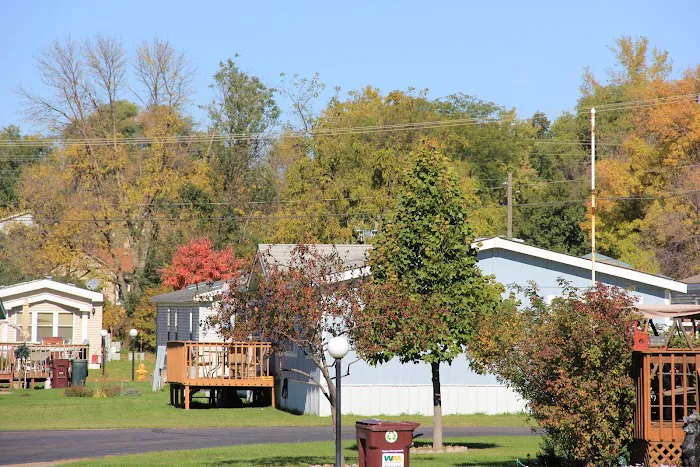 Hidden Meadows Manufactured Housing Community Picture 3