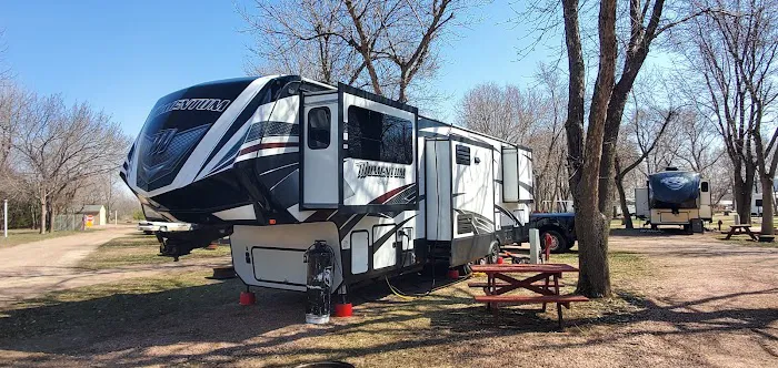 Red Barn RV Park Picture 1