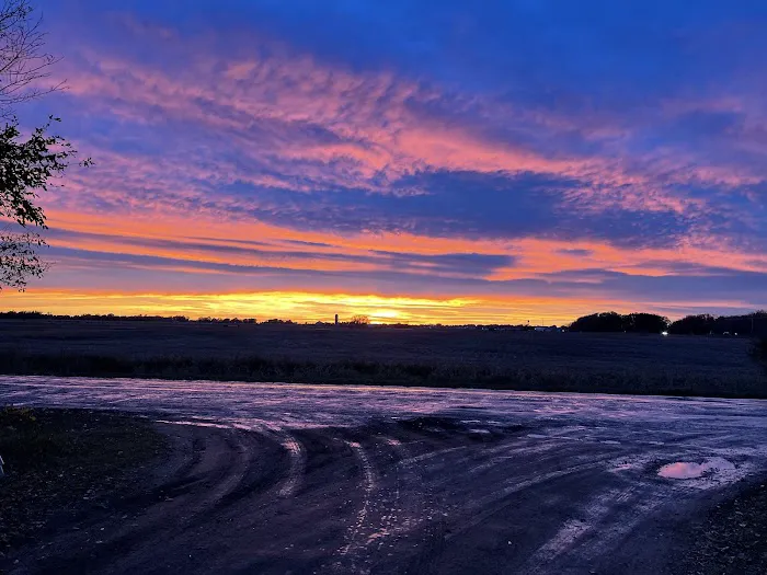 Red Barn RV Park Picture 7