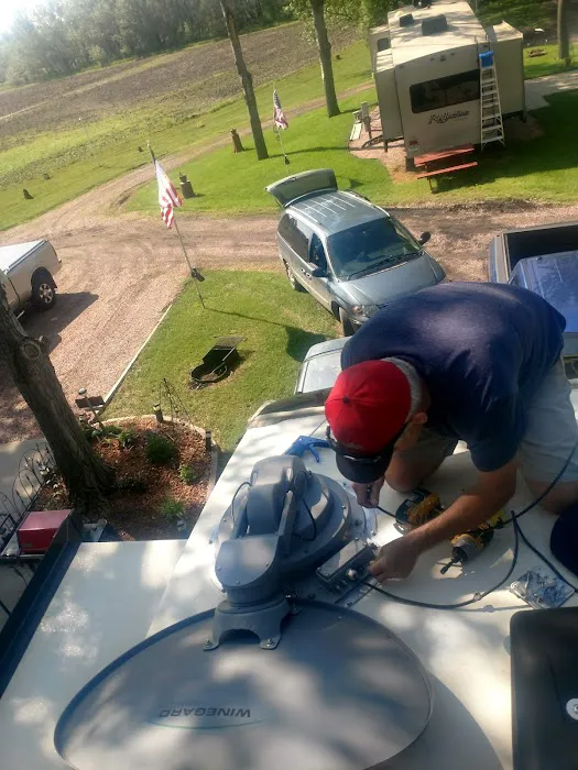 Red Barn RV Park Picture 6