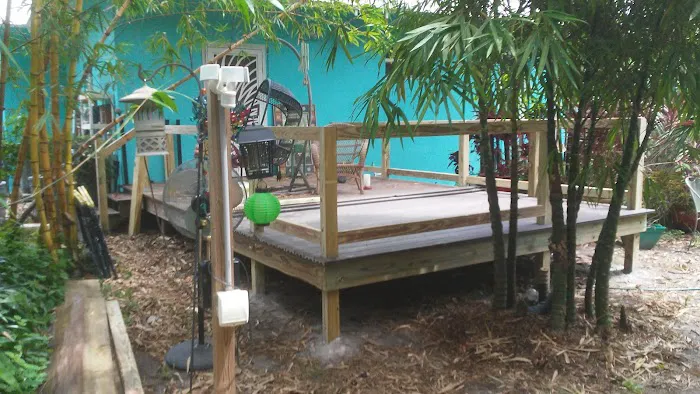 Tropical Trailer Park Picture 7