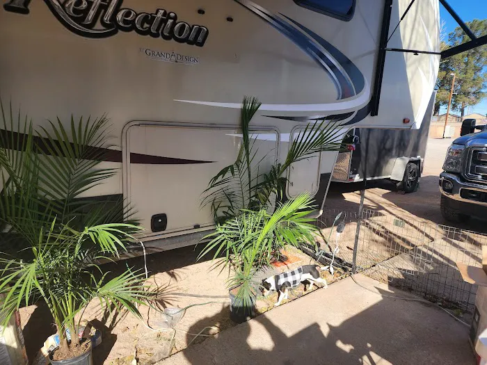 Dalmonts RV & Trailer Corral Picture 4