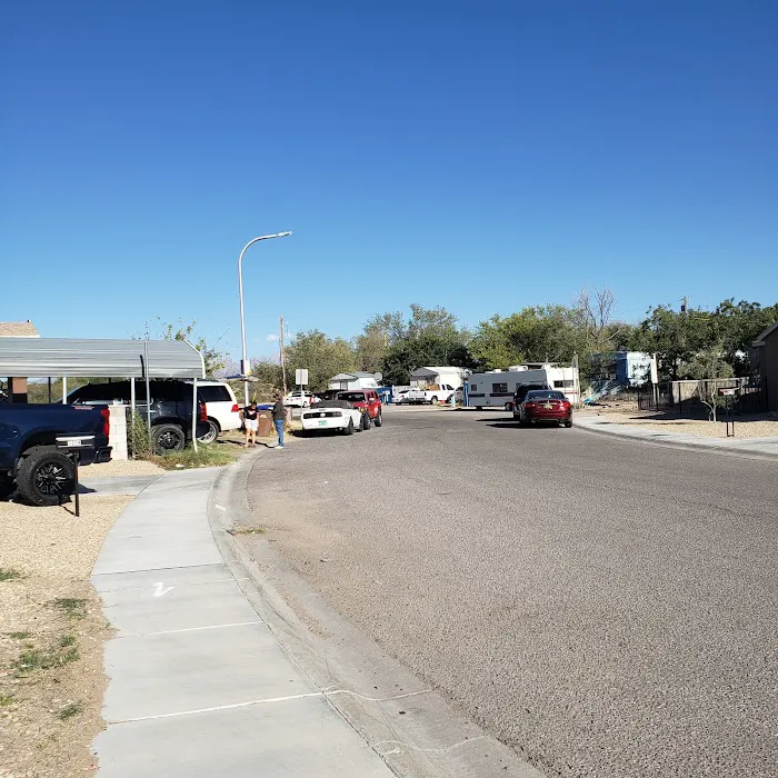 Los Arboles Mobile Village Picture 3